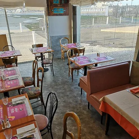 Hotel La Jetee Sud La Rochelle (Charente-Maritime)